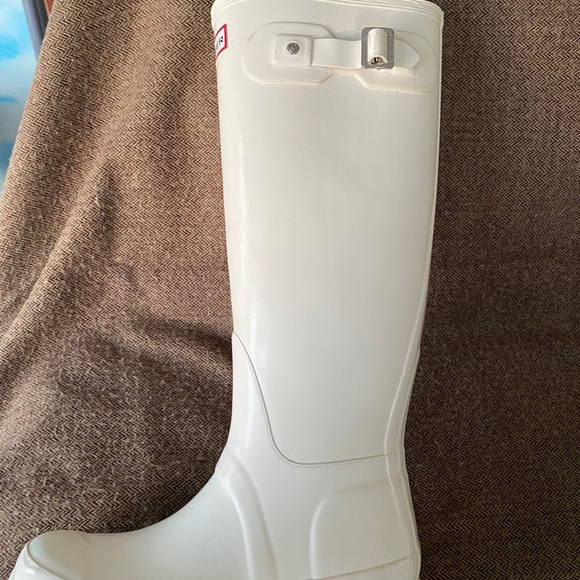 Boots - Picture 2 of 7